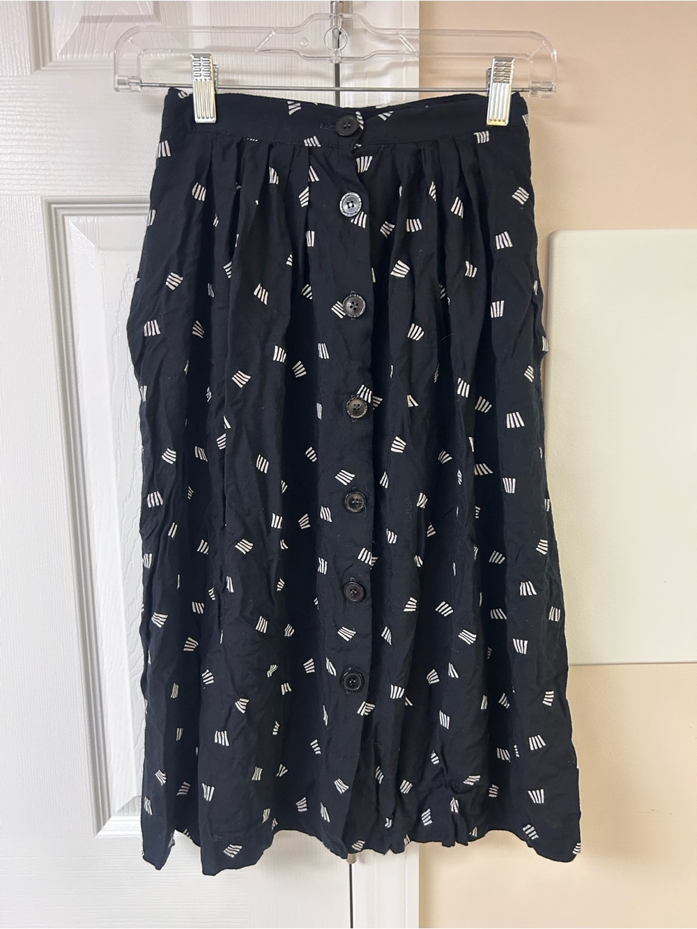 Vintage INGROUP Midi Skirt Black White Front Button